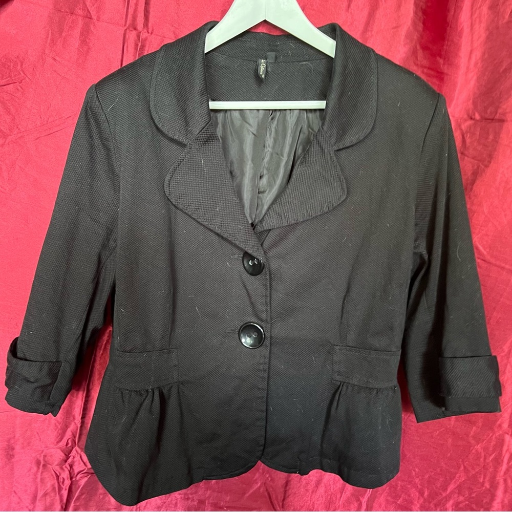 Cropped Blazer with 3/4 Sleeves and Ruffle Back